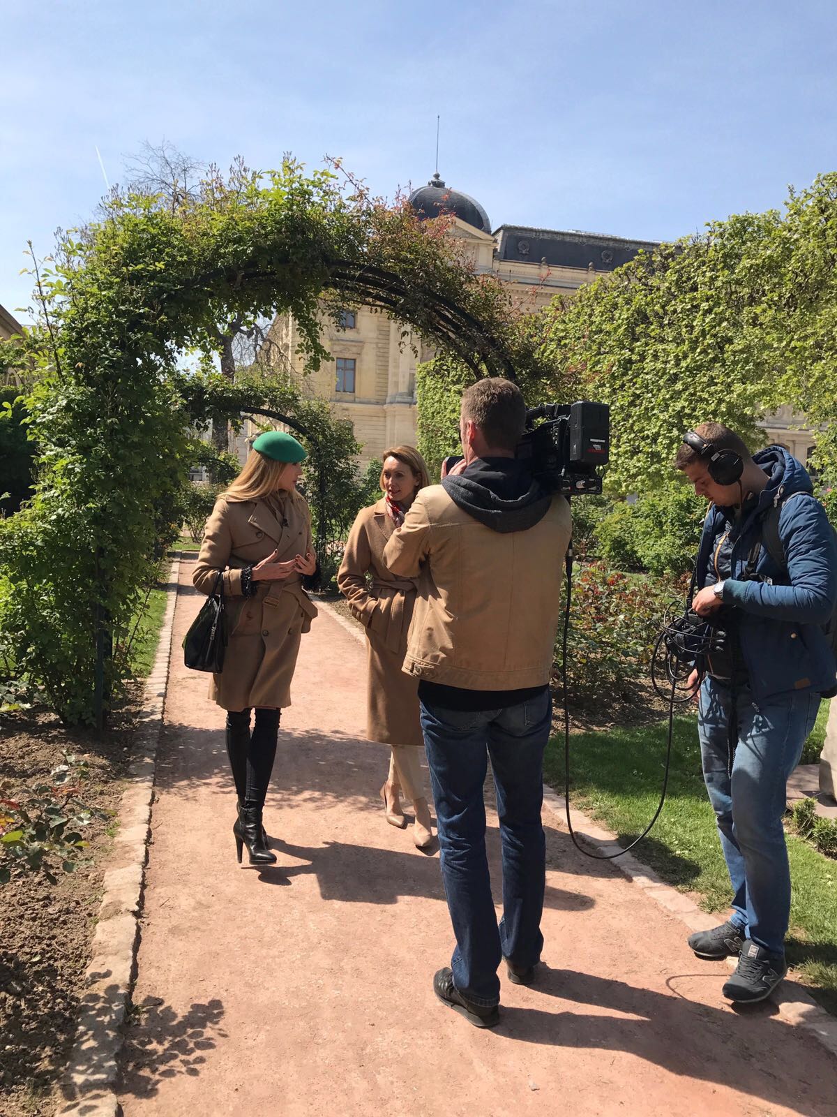 Elisabeth visoanska dans le jardin des plantes